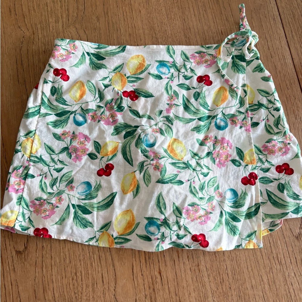 Old Navy Floral Mini Skort -